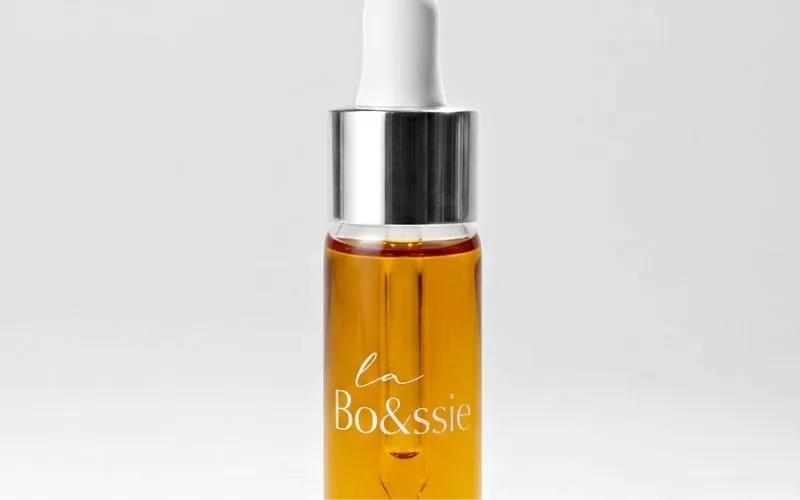 sérum la Bo&ssie sans impression pour symboliser un soin simple